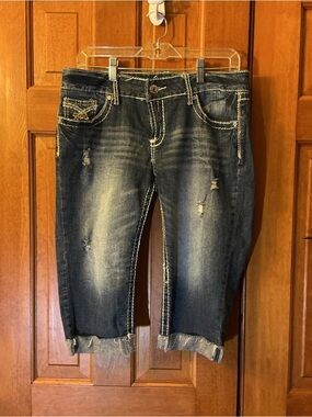 Amethyst Dark Wash Distressed Capri Jeans